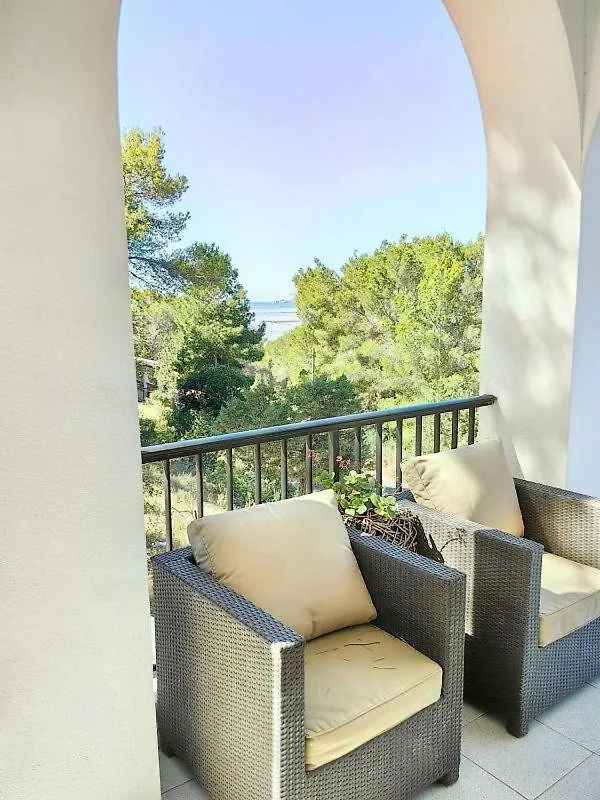 Chalet Mercuri Blanc Sant Jordi de ses Salines 0*,  إسبانيا